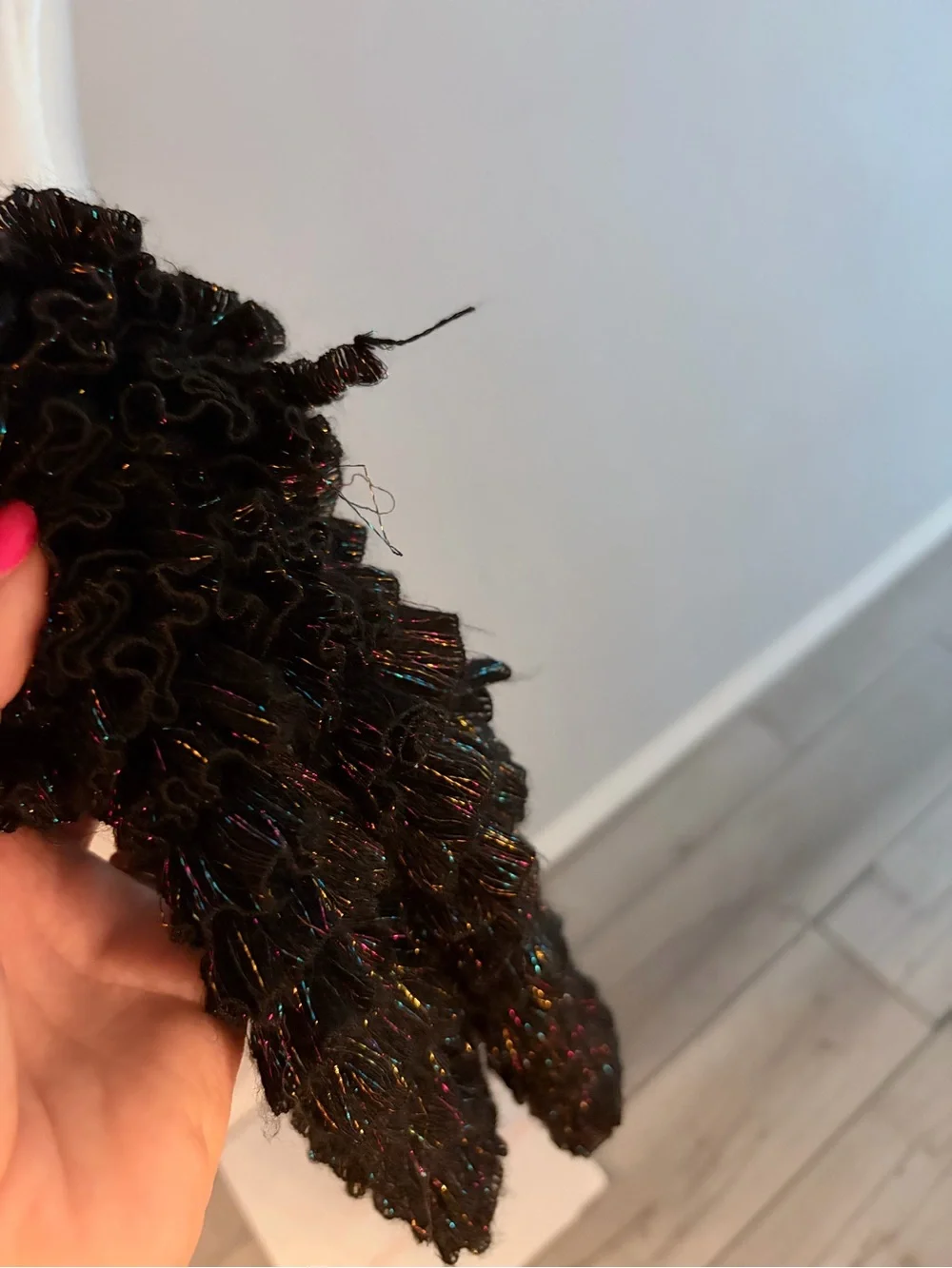 Black Ruffled Loop Scarf - Stylish Women's Accessory